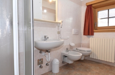 Apartm�nov� d�m Baita Resin ***