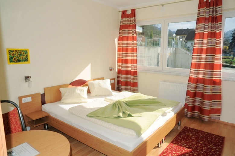 Hotel Gasthof Zur Post  se skipasem