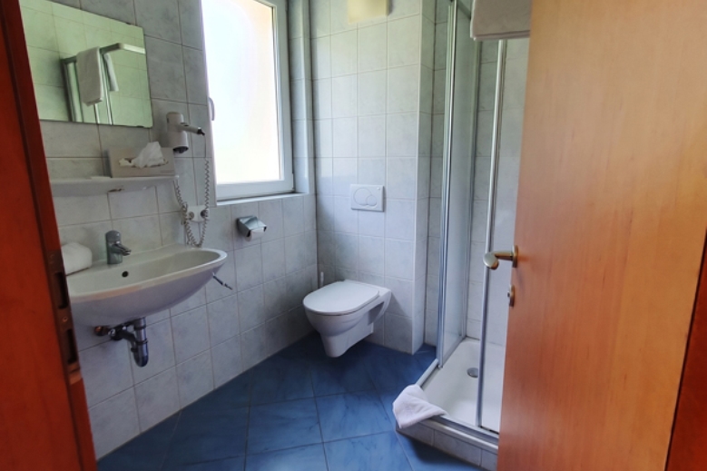Hotel Gasthof Zur Post  se skipasem
