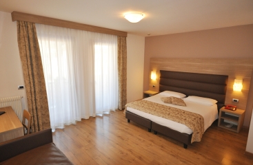 Hotel Select ***S