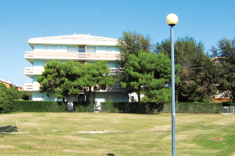 Hotel Apt. domy Landorra / Carina