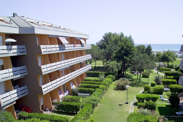 Hotel Apt. domy Landorra / Carina