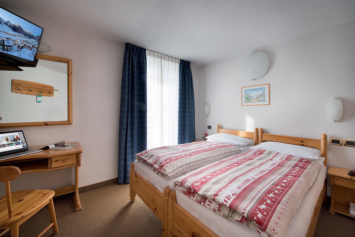 Hotel Alpen Village Resort 2