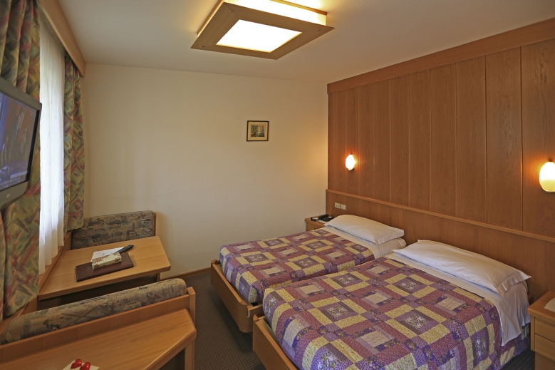 Hotel Hotel Ladina