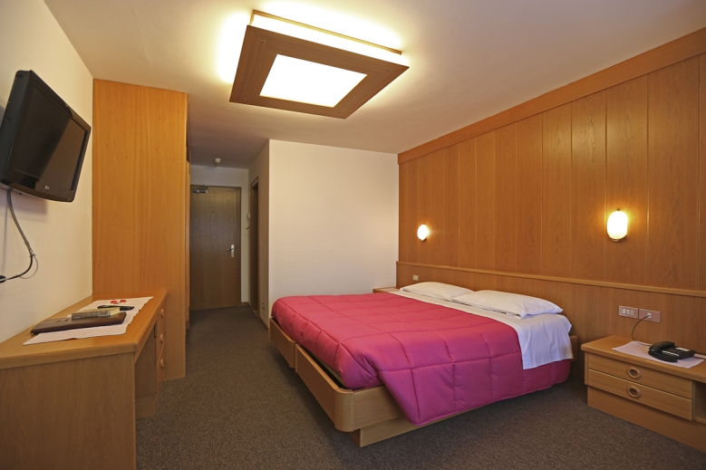 Hotel Hotel Ladina
