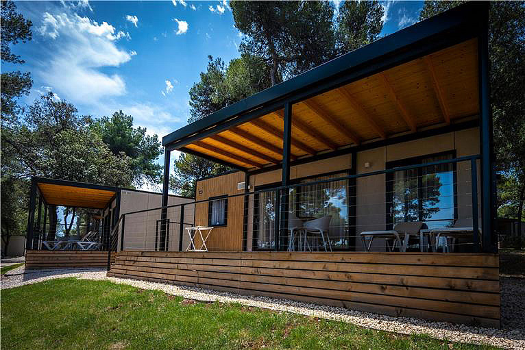 Kemp Arena Stoja MH 6