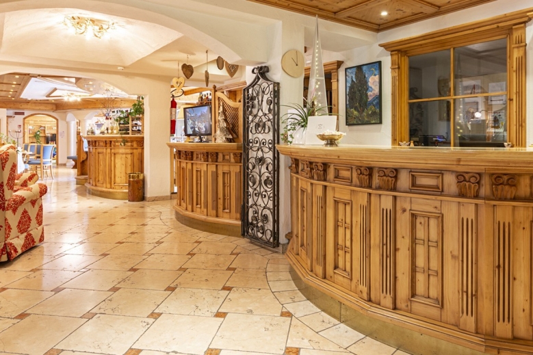 Hotel Rezydencja Pez Gajard