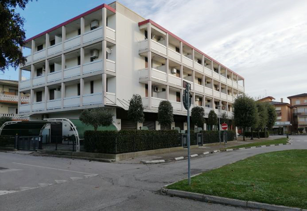 Apt. dům Quadrangolo 6