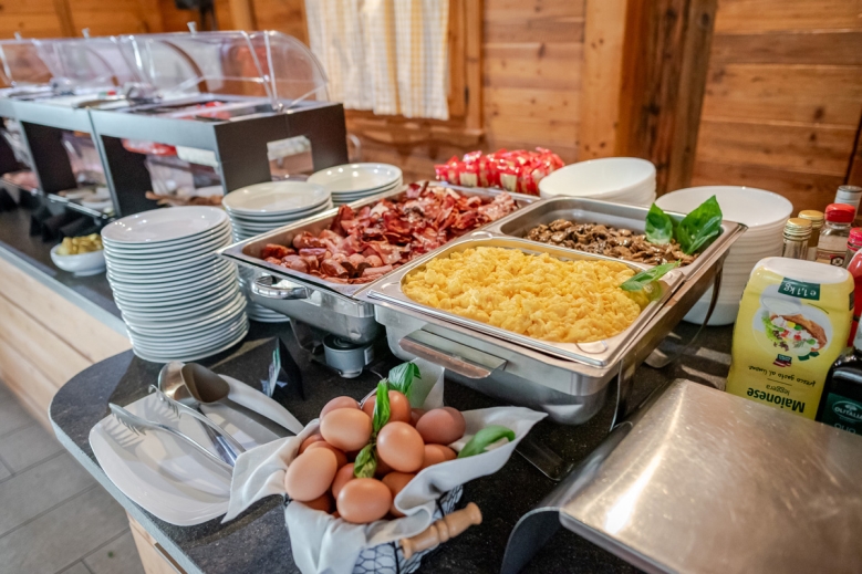 Hotel Hotel Alpine Mugon