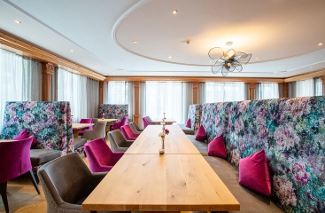 Hotel Mittagskogel ****