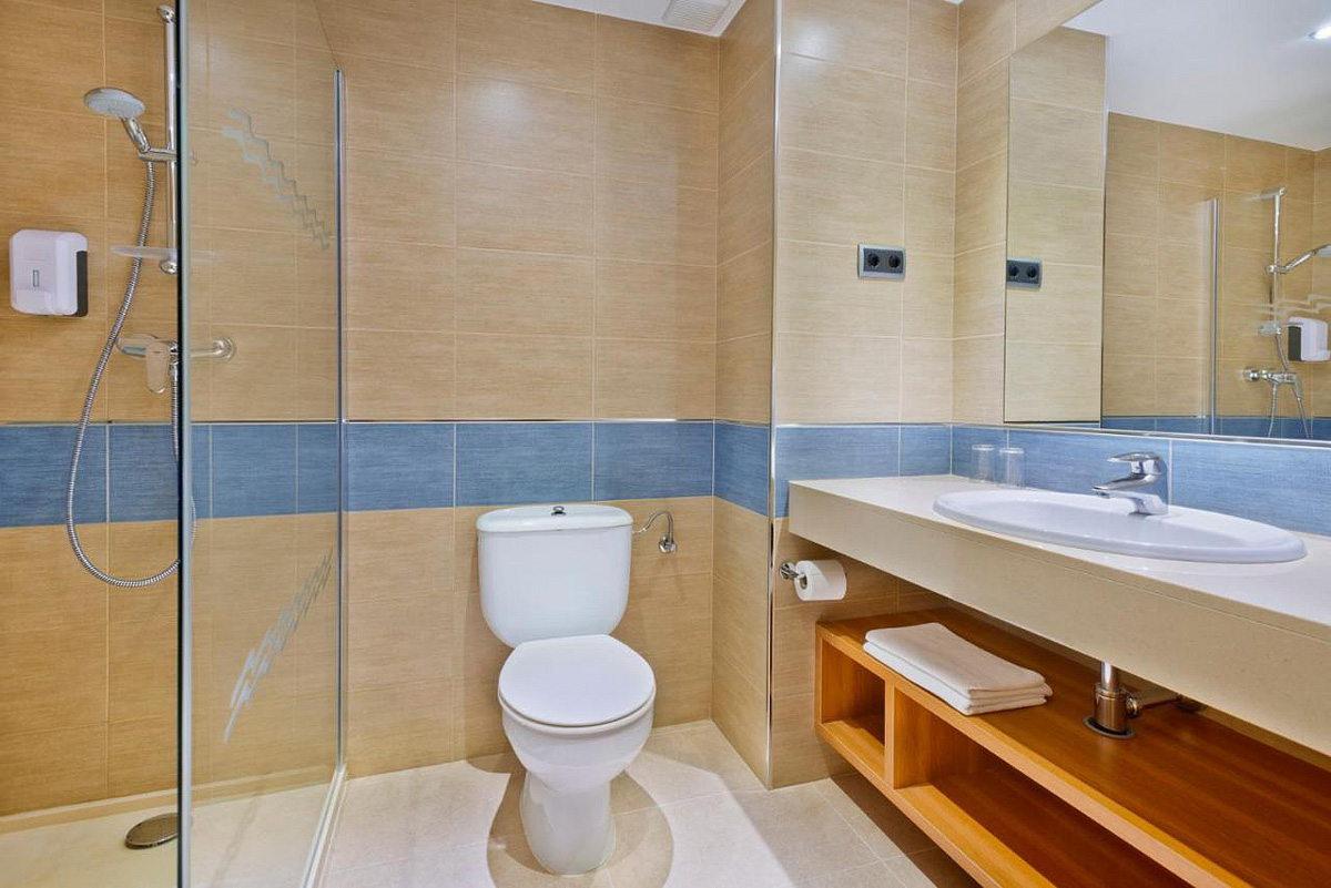 Hotel Caprici Beach 11