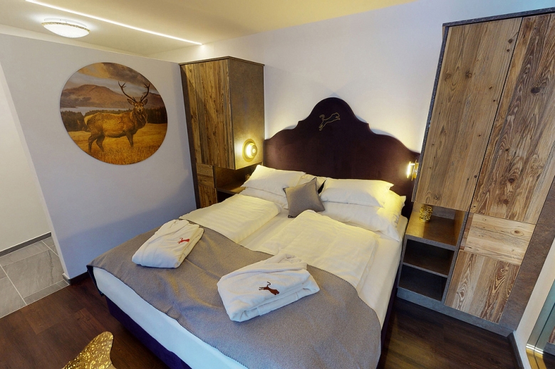 Hotel Hotel Panther
