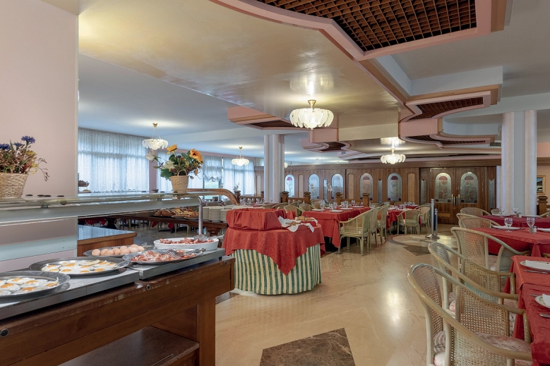 Hotel Park Hotel Oasi dovolenka