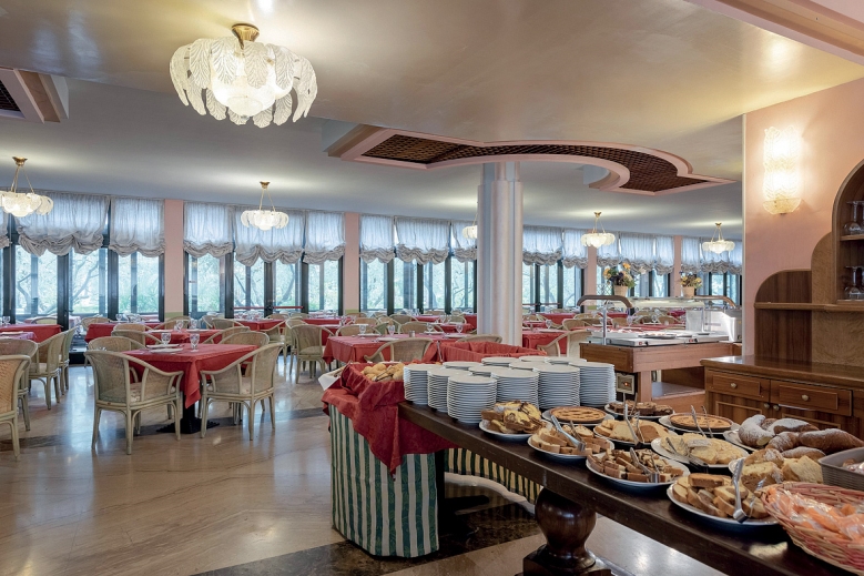 Hotel Park Hotel Oasi dovolenka