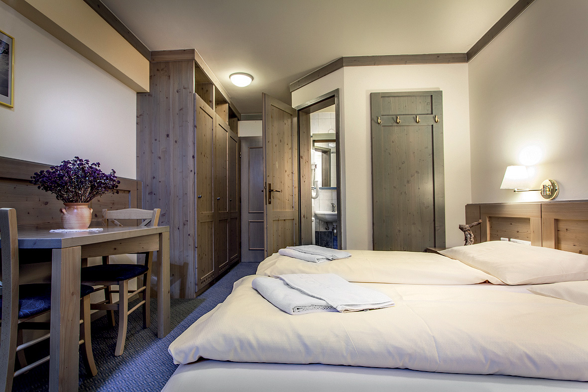 Hotel Krvavec - se skipasem 2