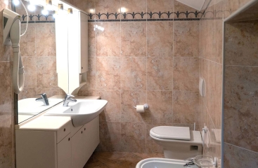 Apartm�nov� d�m Botia ****