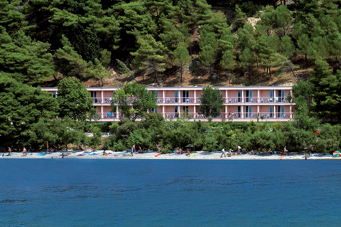 Hotel Brzet 8