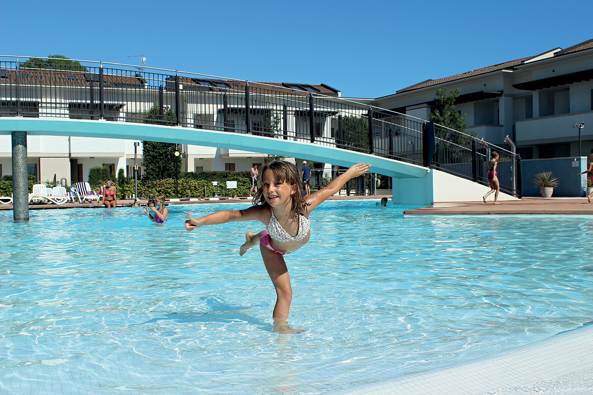 Villaggio Evanike 11