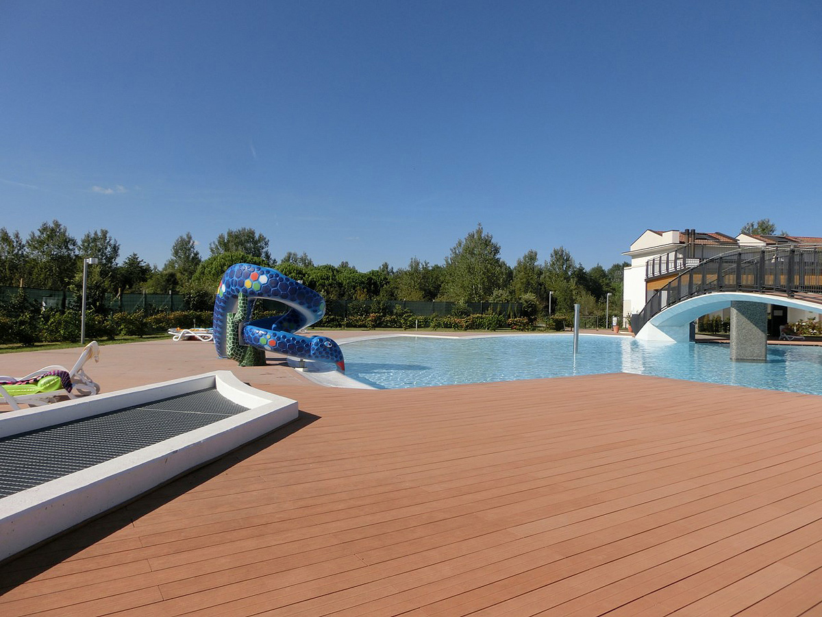 Villaggio Evanike 15