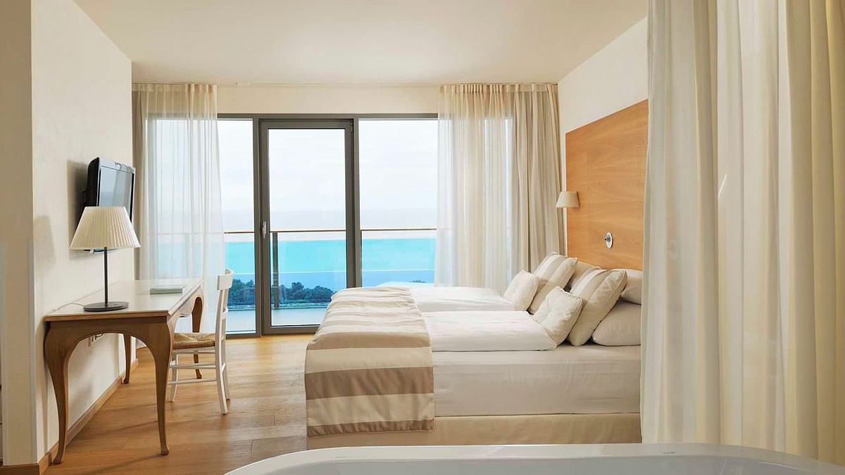 Hotel Falkensteiner Hotel & Spa Iadera 2