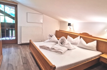 Hotel M�derle ***
