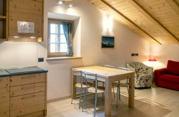 Apartm�nov� d�m Teo ****