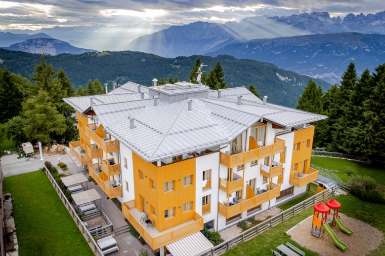 Hotel Hotel Alpine Mugon