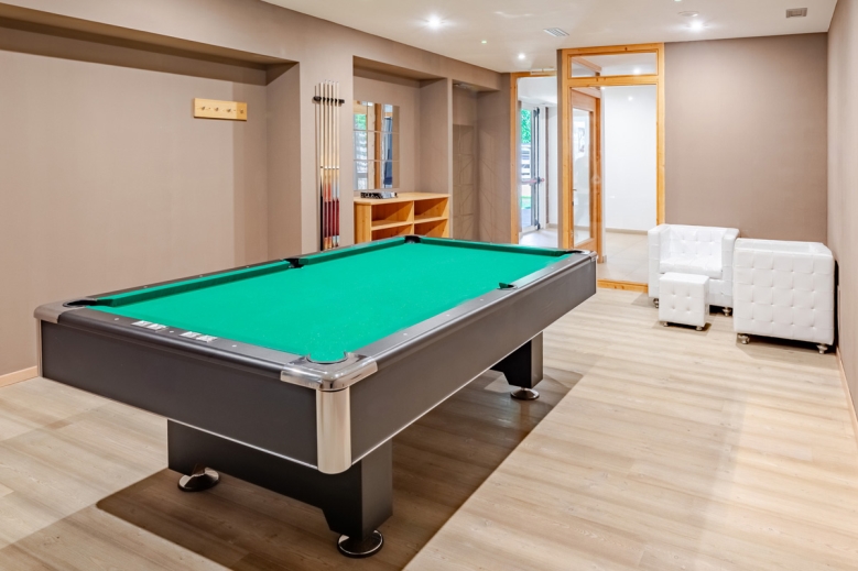 Hotel Hotel Alpine Mugon