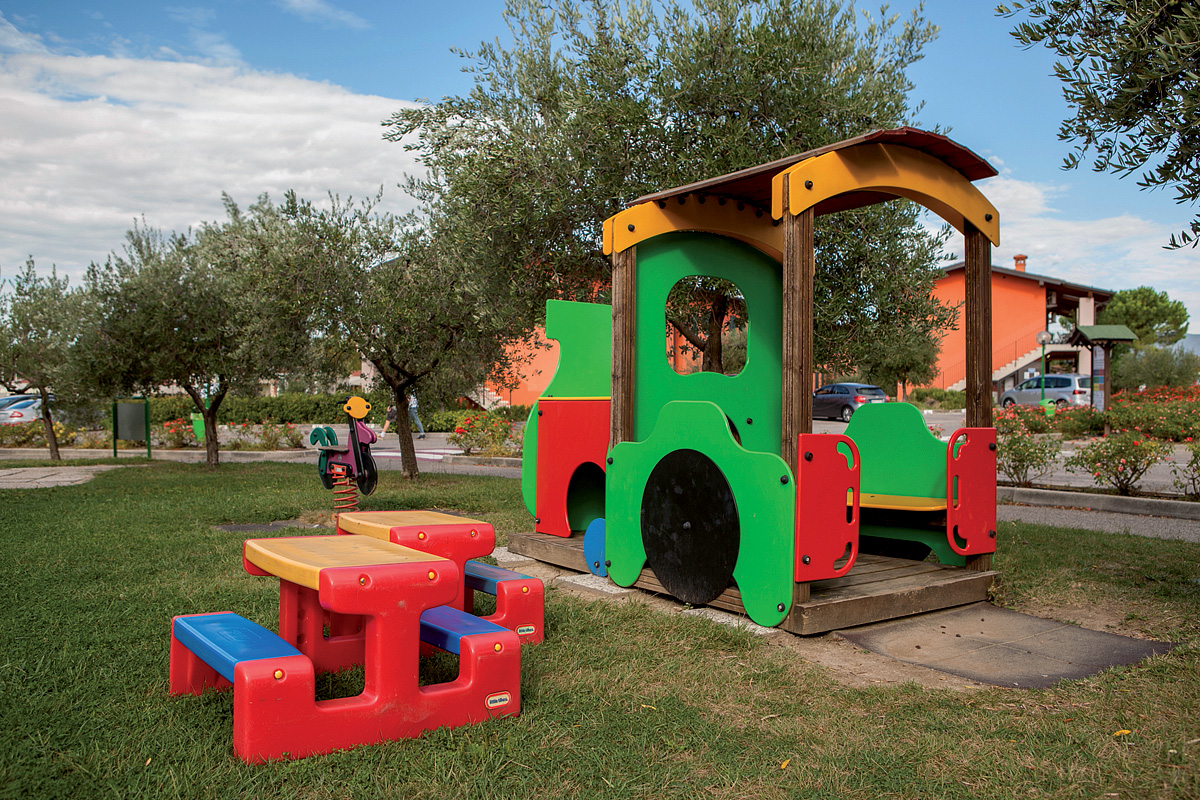 The Garda Village 78