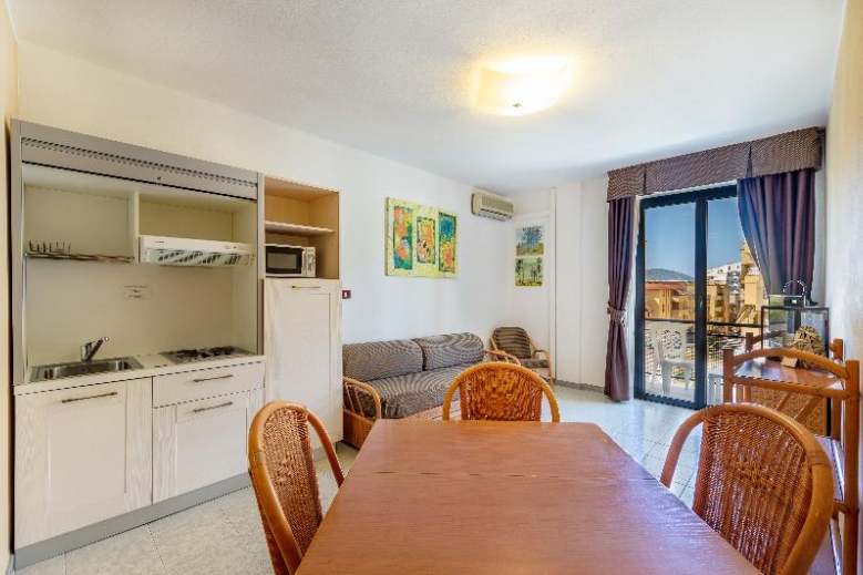 Hotel Rina Sea Apartments