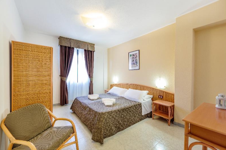 Hotel Rina Sea Apartments