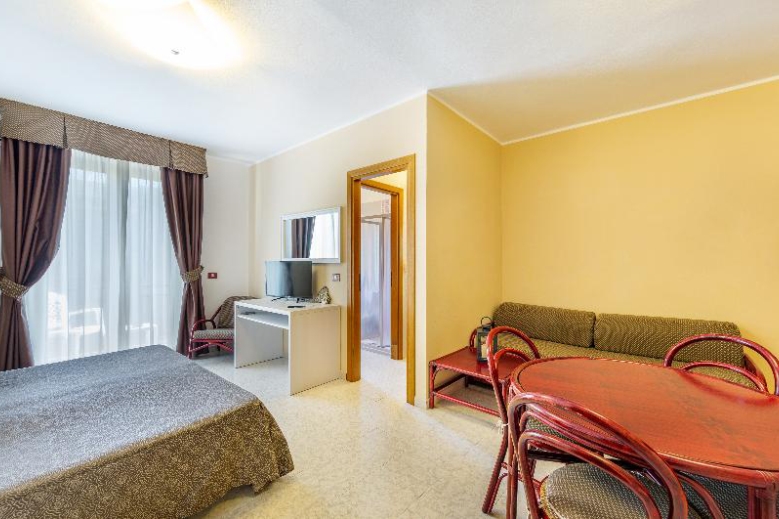 Hotel Rina Sea Apartments