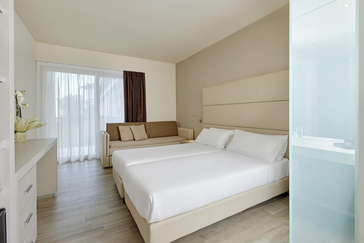 Hotel Royal Village 24