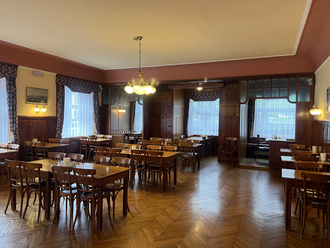 Thermenhotel Krone 13