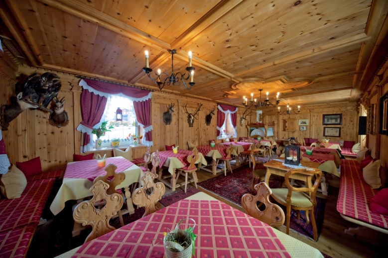 Hotel Belvedere Dolomites Flower Hotel