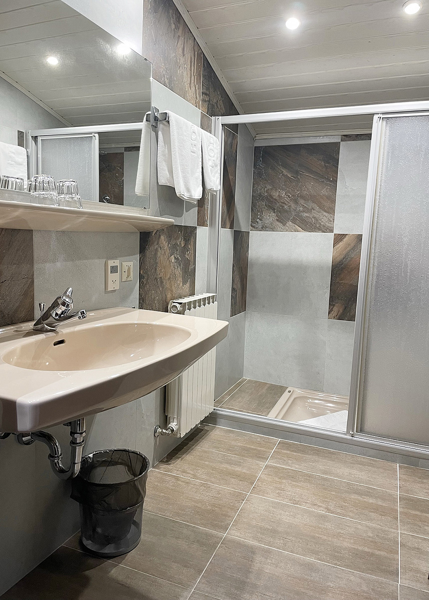 Hotel Cafe & Restaurant Haas 24