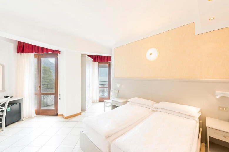 Hotel Hotel Garda Bellevue