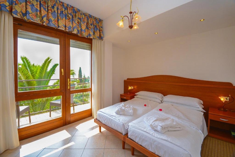 Hotel Hotel Garda Bellevue