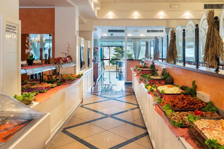 Hotel Hotel Garda Bellevue
