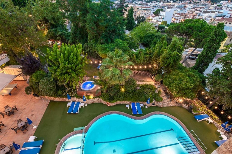 Hotel Hotel GHT Neptuno