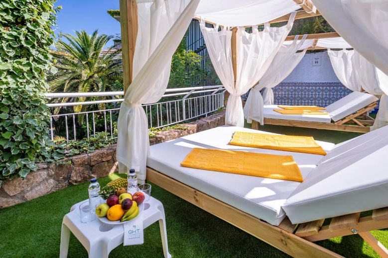 Hotel Hotel GHT Neptuno