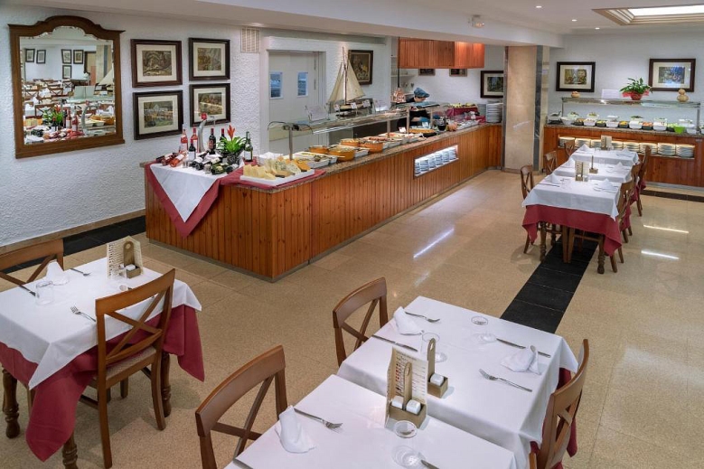 Hotel Hotel GHT Neptuno