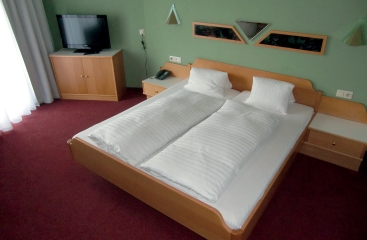 Hotel Alpenfriede ***