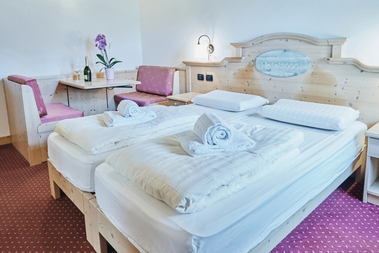 Hotel Hotel 2000