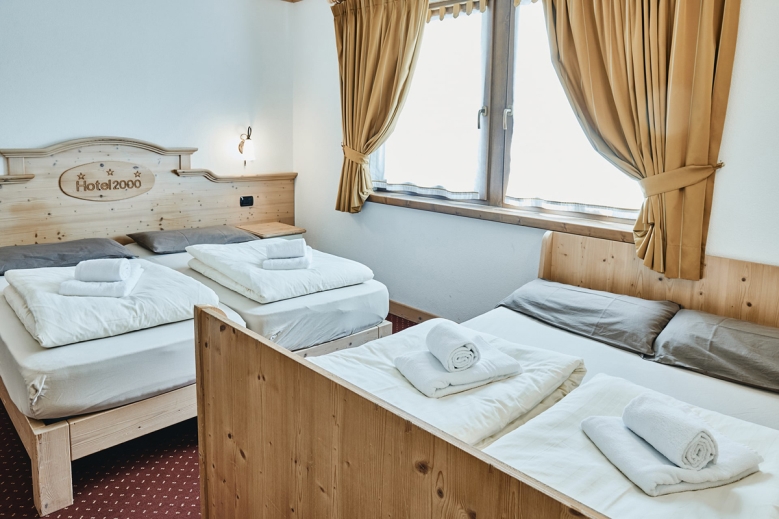 Hotel Hotel 2000