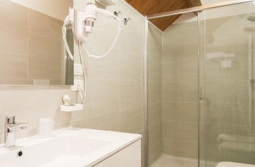 Hotel Il Cervo **** autobusem