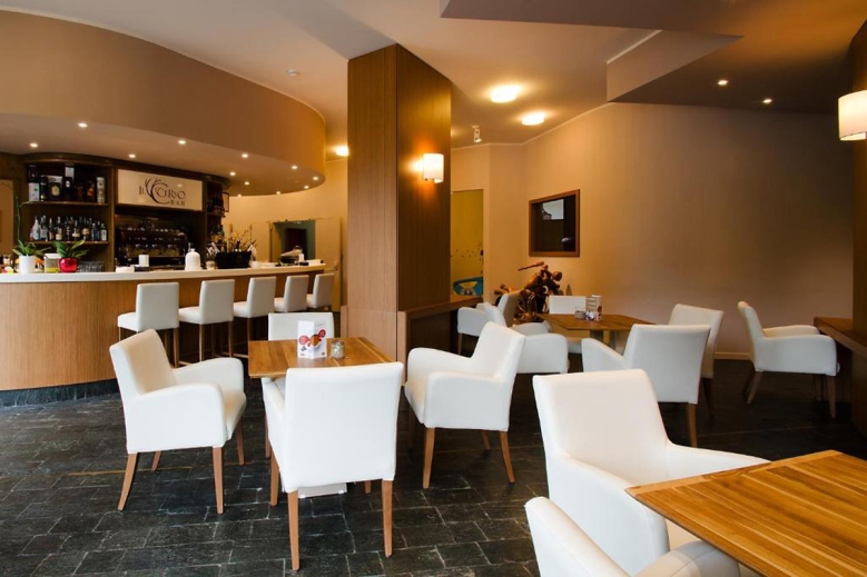 Hotel Hotel Il Cervo autobusem