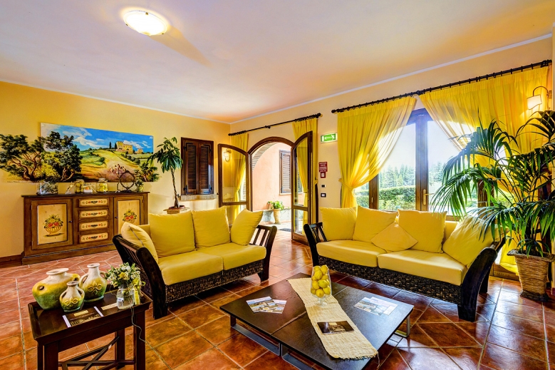 Hotel Resort Pian Dei Mucini