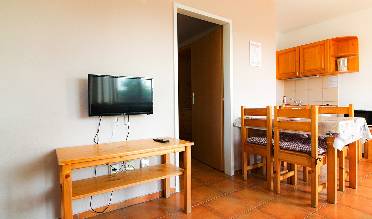 Holiday Village Slnečné jazerá 13