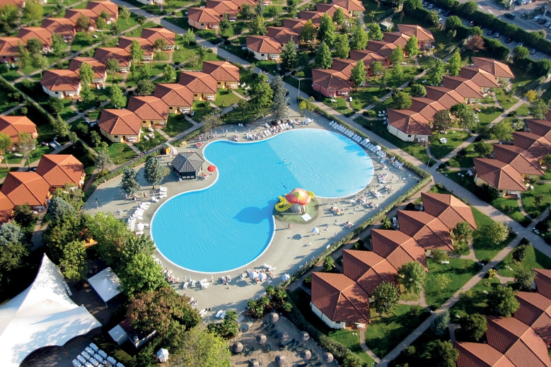 Hotel Camping Bella Italia